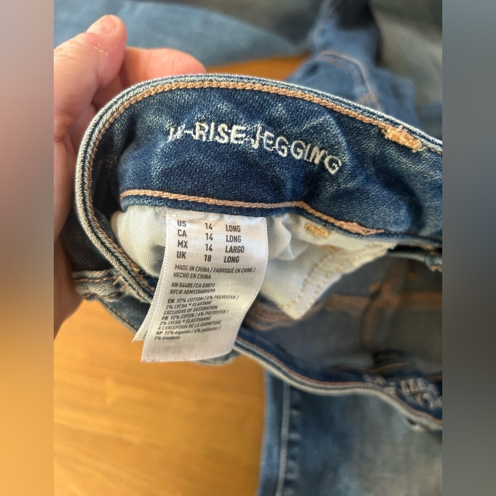 AEO High Rise Jeggings - Picture 2 of 8